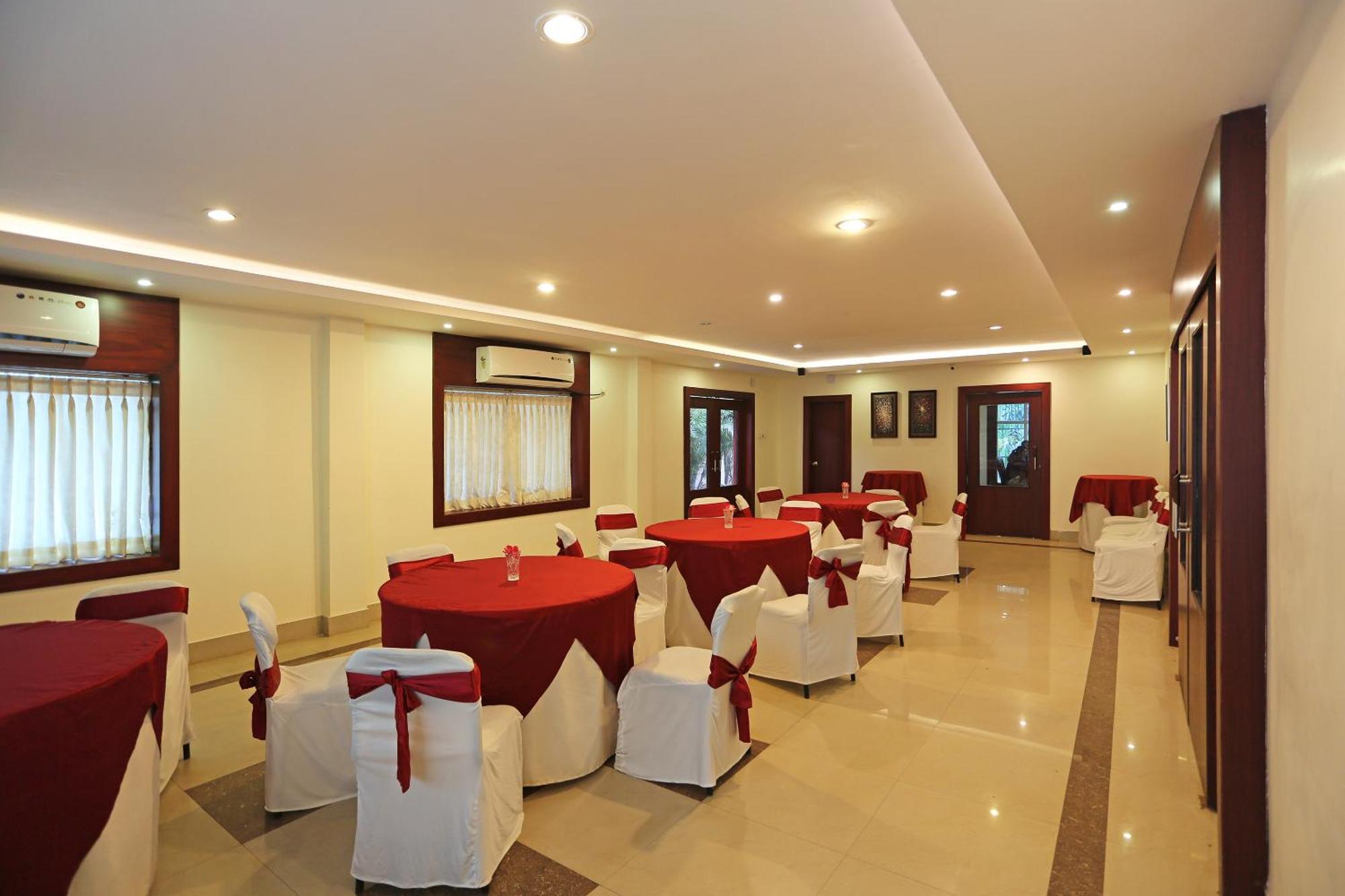 Oyo Stellar Resort Bhubaneswar Zewnętrze zdjęcie